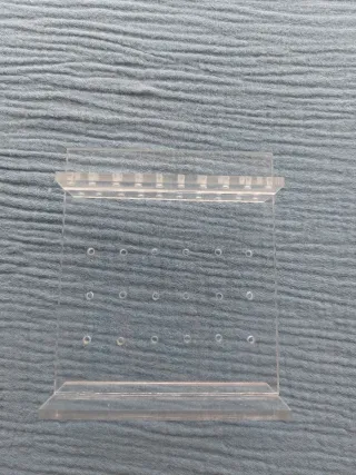 Expositor pendientes acrílico