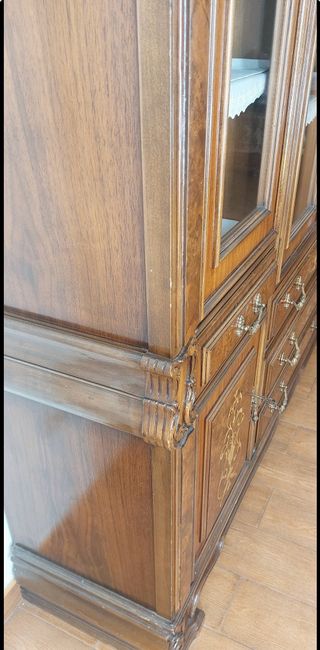 Mueble de salón vitrina y cajones