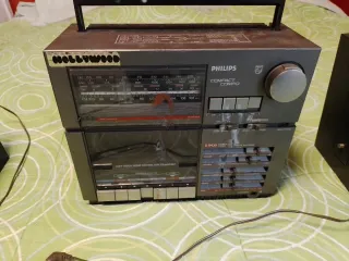 Philips Radio Cassette con Altavoces.