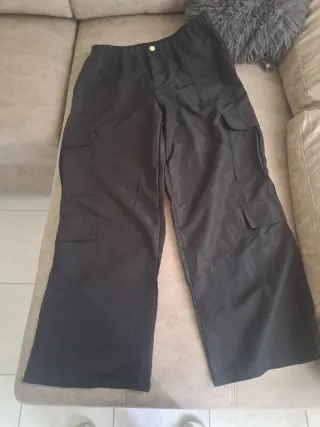 Pantalones cargo negros mujer