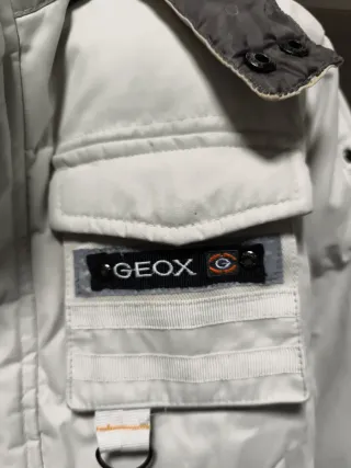 Anorak beige y marrón