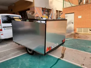 Remolque metálico
