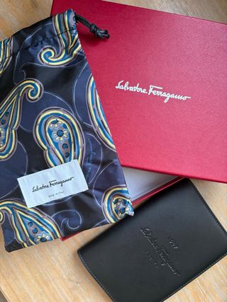 Guardapasaportes Salvatore Ferragamo Negro