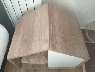 Casa para gato de madera