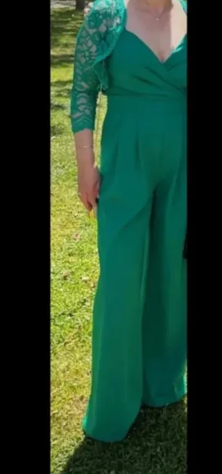 Traje de fiesta verde
