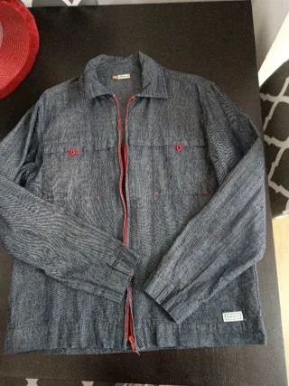 Chaqueta fina niño color vaquero y rojo Talla M