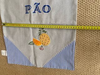 Saco de pão novo com bordado