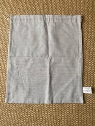 Saco de pão novo com bordado