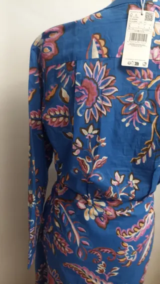 Vestido estampado floral azul