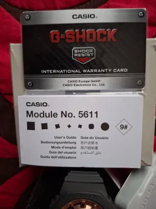 Casio G-Shock Negro y Dorado