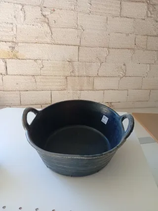 Espuerta de goma 11L con asas