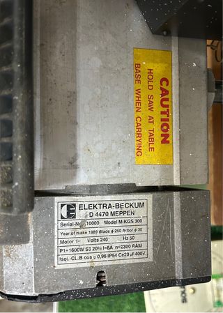 Sierra Ingletadora Telescópica Elektra Beckum KGS.