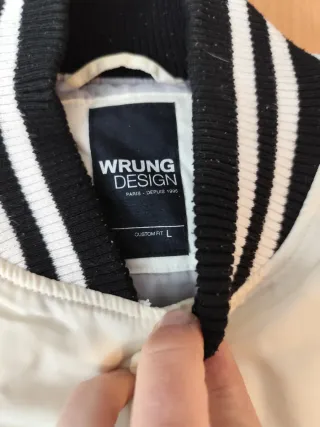 Chaqueta WRUNG blanca y gris
