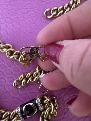 Conjunto Guess Collar y Pulsera G Dorados