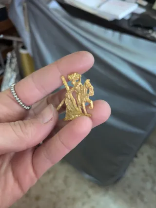 Colgante Cristo Tres Caídas Oro 18