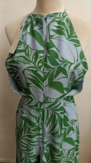 Vestido largo estampado hojas