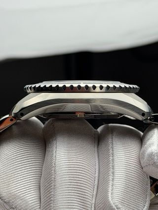 Seiko Prospex Marine Master 200 GMT