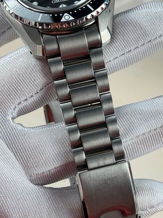 Seiko Prospex Marine Master 200 GMT