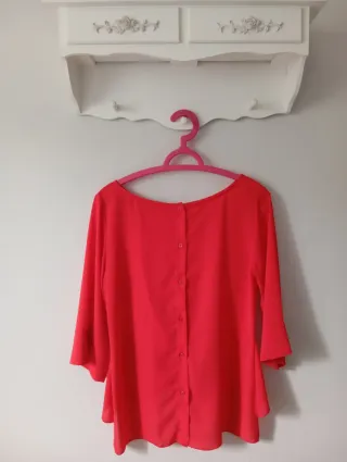Camisa gasa roja anudada cintura manga codo