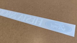 Adhesivo Ford Fiesta