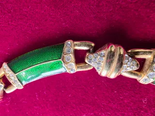 Gargantilla verde y dorada sin estrenar