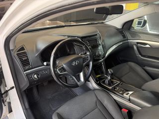 Hyundai i40 TECNO