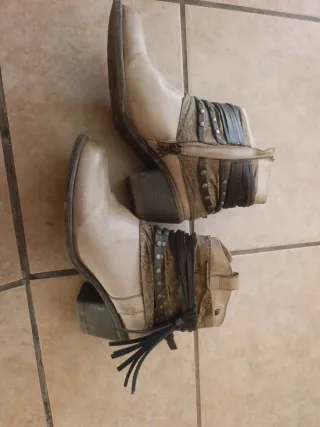 Stivali da donna stile country beige taglia 36