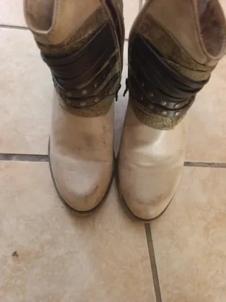 Stivali da donna stile country beige taglia 36