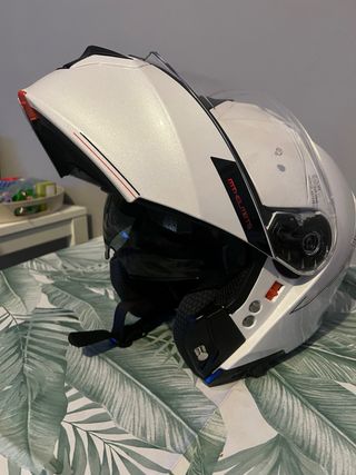 Casco modular MT Helmets blanco