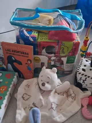 Lote de artículos para bebé