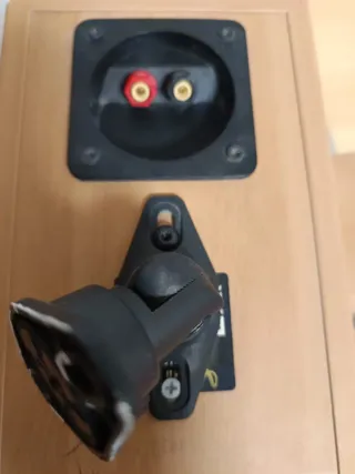 Equipo Sonido Amplificador y 3 Altavoces