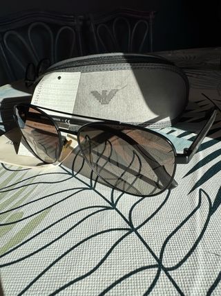 Gafas de Sol Emporio Armani Hombre muy cuidadas