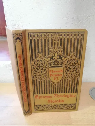 libro antiguo en Latin 1933