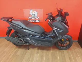Honda Forza 125cc Maxiscooter Automática