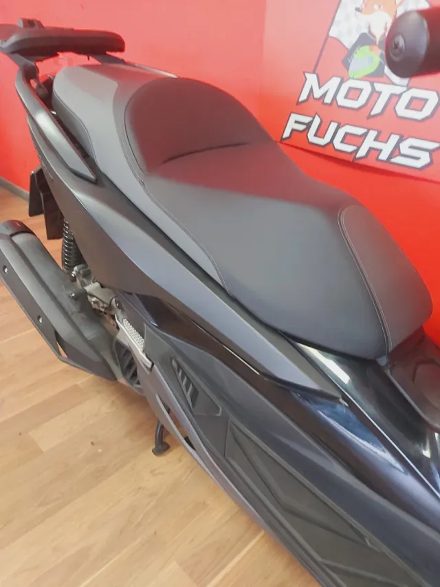 Honda Forza 125cc Maxiscooter Automática
