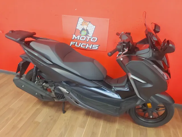 Honda Forza 125cc Maxiscooter Automática