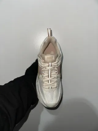 Nike Vomero 5 Rosa/Bianco