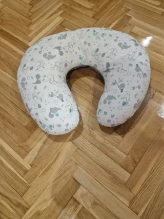 Cojín de lactancia estampado