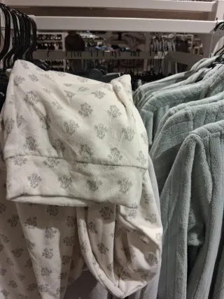 Pijama chica Unit 2XL gris claro