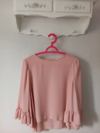 Blusa gasa rosa volantes manga murciélago