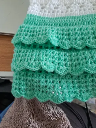 Vestido crochet bebé reborn