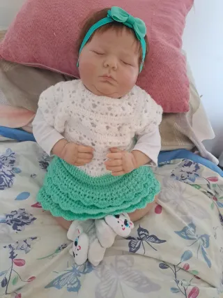 Vestido crochet bebé reborn