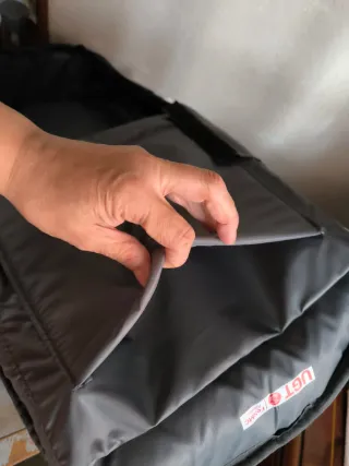 Mochila azul acolchada