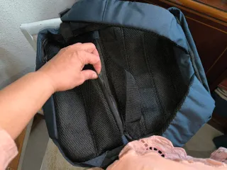 Mochila azul acolchada