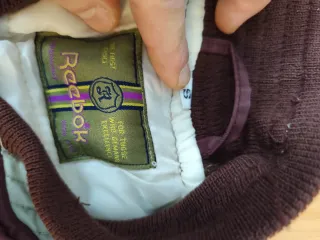 Chaqueta bomber marrón y multicolor