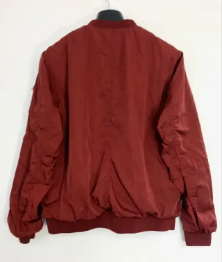 Chaqueta Bomber H&M Borgoña Estilo Retro