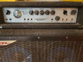 Amplificador Ashdown + Pantalla 4x10'