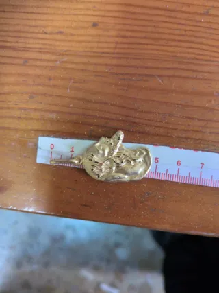 Colgante Cristo Cachorro Oro 18k