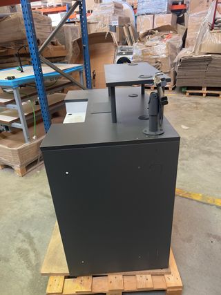 Mostrador de cobro negro puesto de cobro