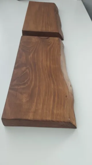 Mesitas de noche flotantes de madera